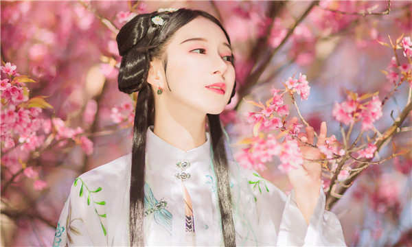 青秀供卵试管婴儿：助您实现家庭梦想的科学方案